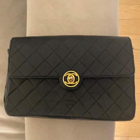 Chanel Vintage Flap Bag - Picture 1 of 4